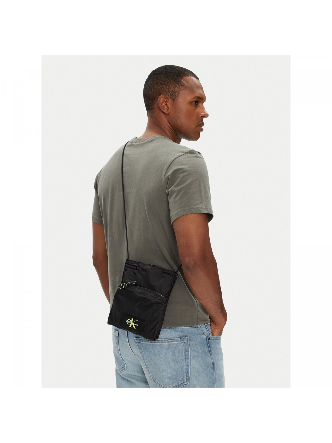 Brašna Calvin Klein Tech Utility Small Cb LV04G1079G Černá